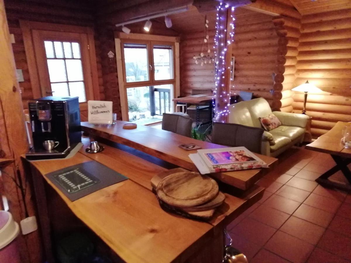 Ferienwohnung Blockhaus Juka Vinningen Bagian luar foto