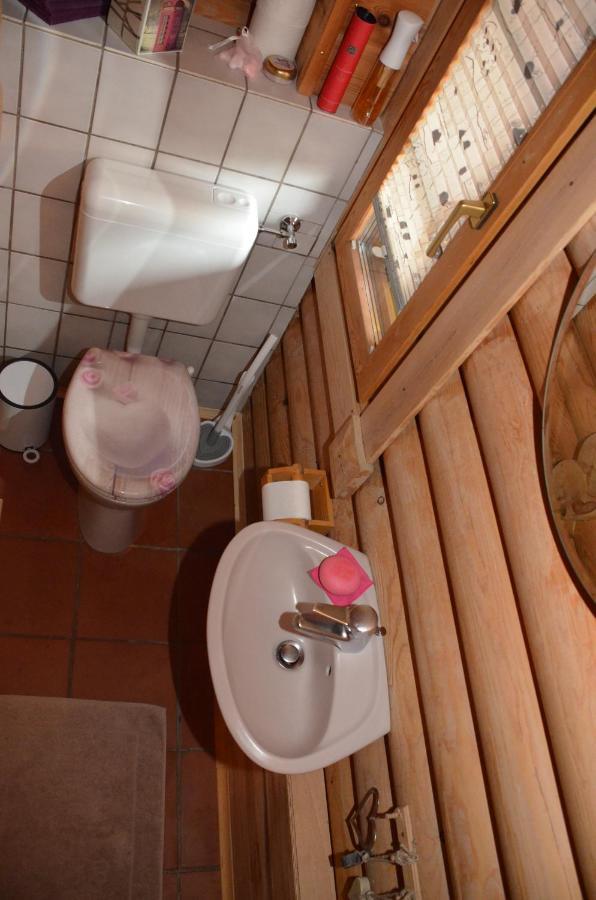 Ferienwohnung Blockhaus Juka Vinningen Bagian luar foto